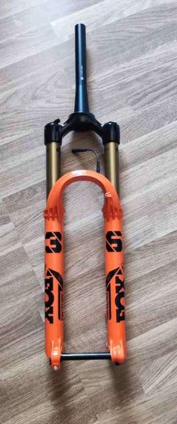Fox 36 Live Valve Fork usato