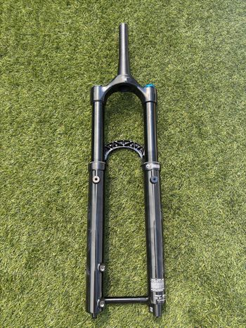Tweedehands Fox 36 Rythm Fork 2024 bike — afbeelding 2 van 4