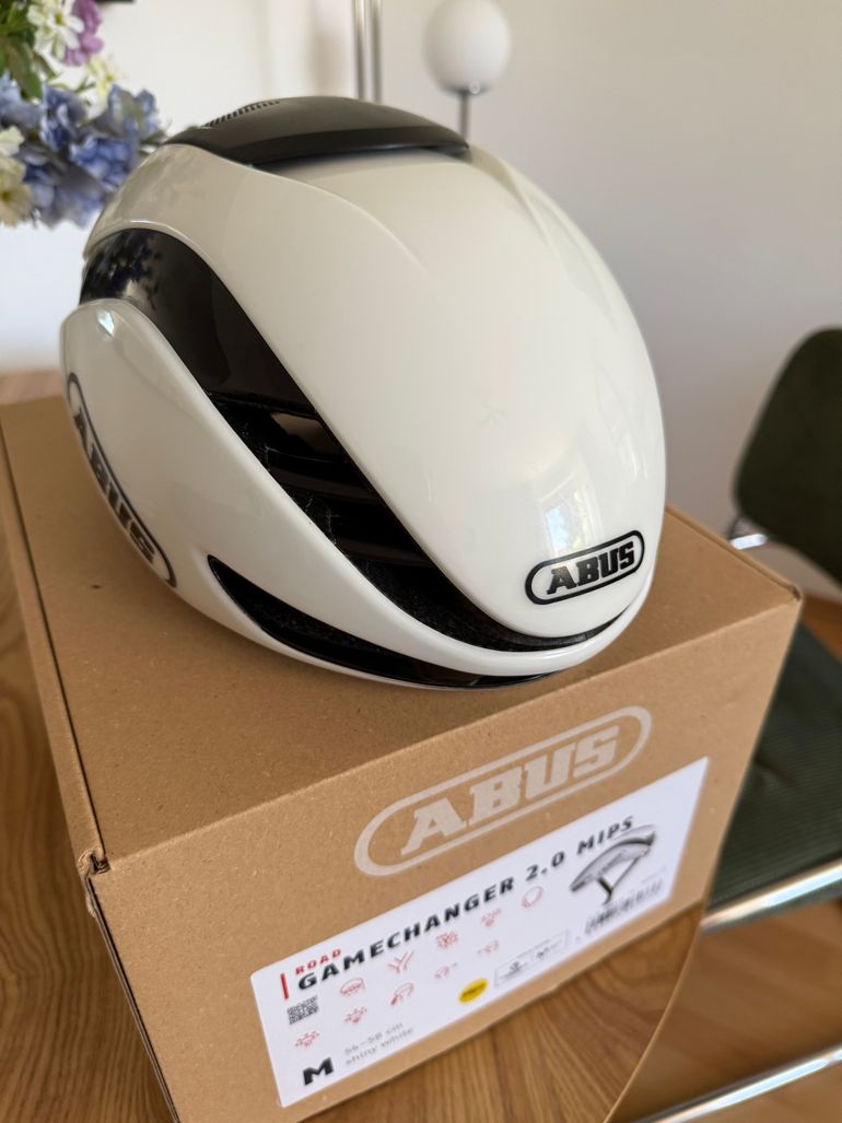 Używany ABUS GameChanger 2.0 MIPS Helmet bike — zdjęcie 3 z 8