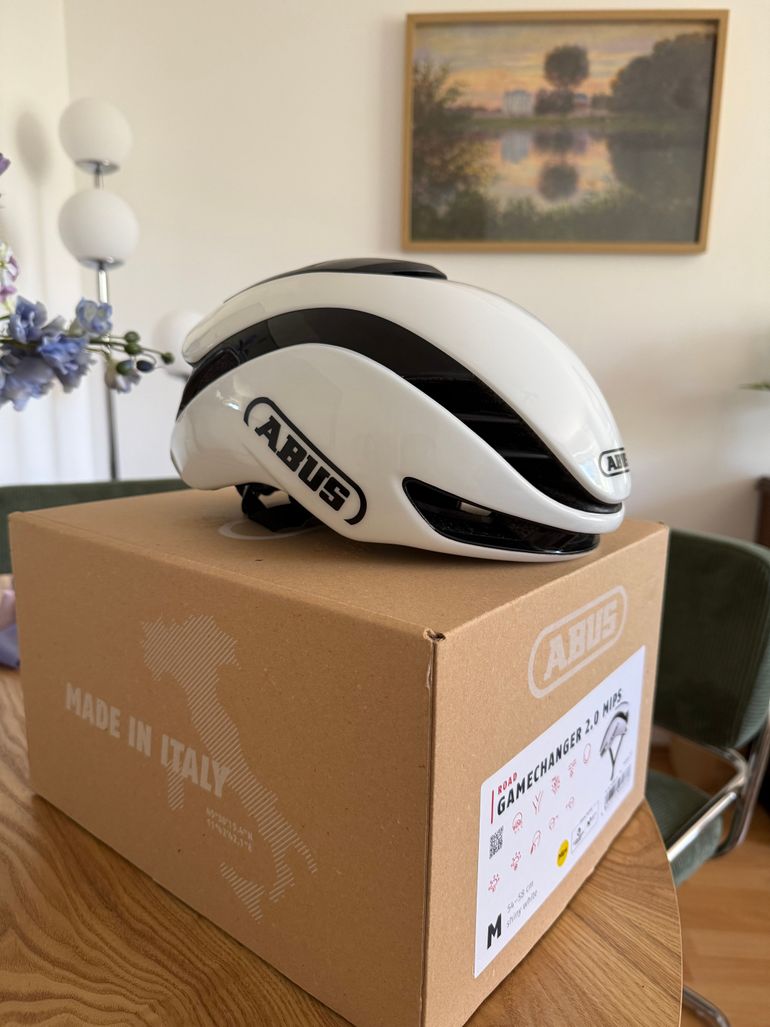 Używany ABUS GameChanger 2.0 MIPS Helmet bike — zdjęcie 2 z 8