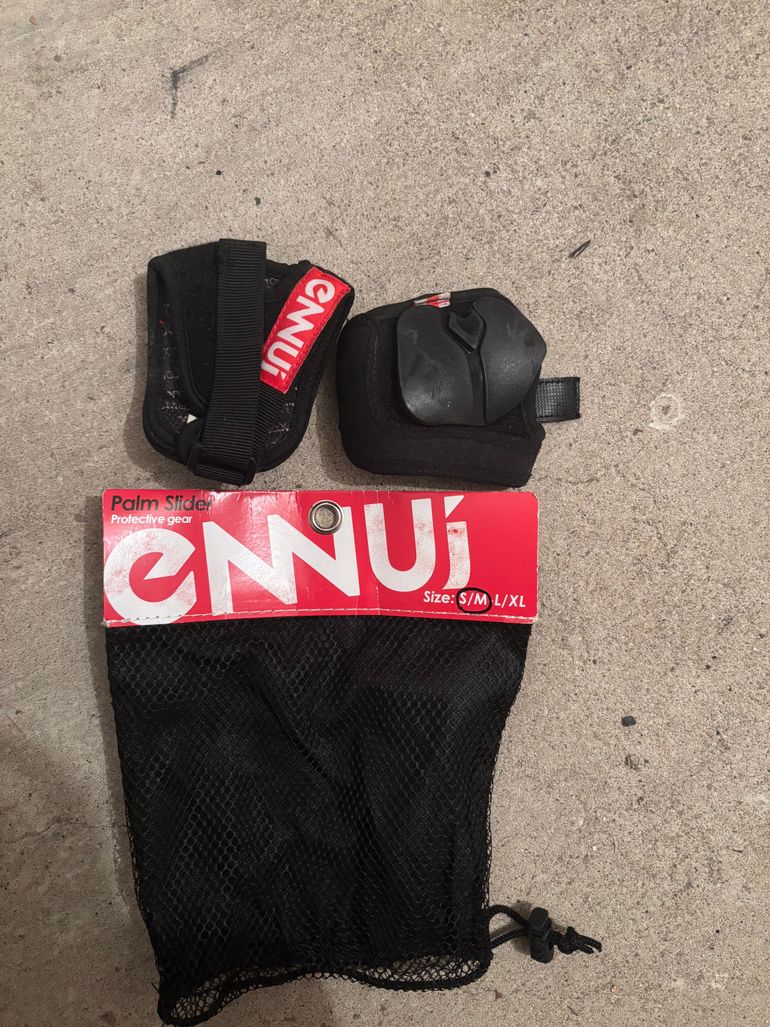Used Aeon Aggressive Skates 2024 bike — image 6 of 7