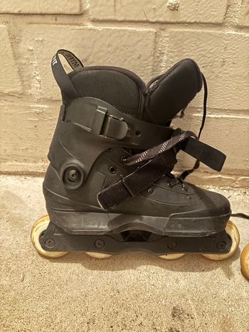Used Aeon Aggressive Skates 2024 bike — image 3 of 7