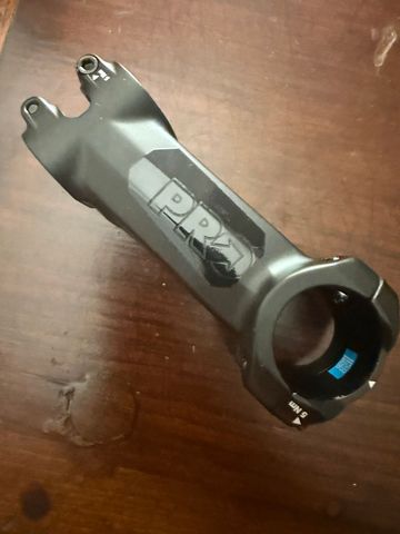 Used Pro Discover Stem Cockpit