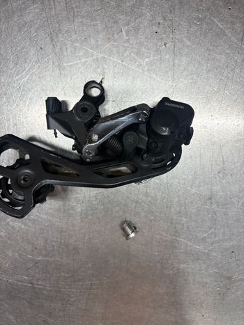 Shimano GRX RD-RX810 2025 Drivetrain & Pedals d'occasion