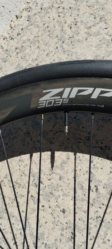 Used Zipp 303s 2024 bike — image 1 of 10