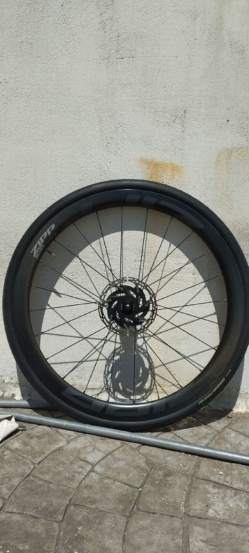 Used Zipp 303s 2024 bike — image 4 of 10