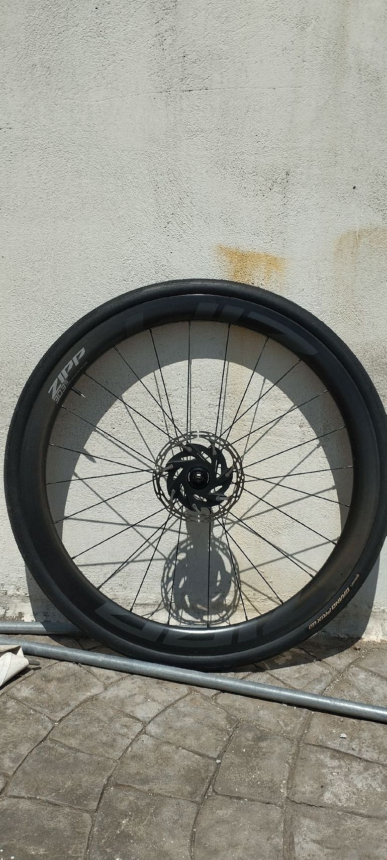 Tweedehands Zipp 303s 2024 bike — afbeelding 4 van 10