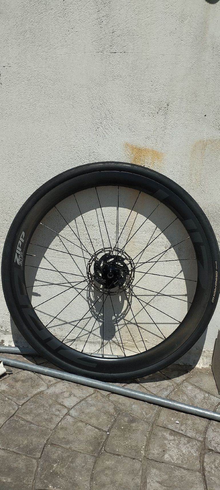 Tweedehands Zipp 303s 2024 bike — afbeelding 3 van 10