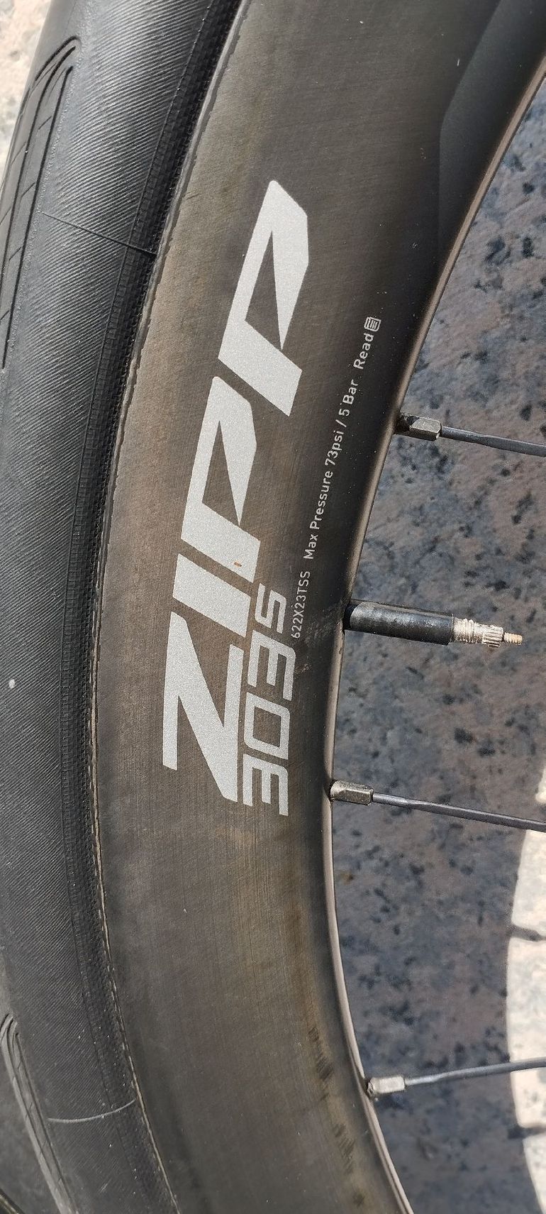 Tweedehands Zipp 303s 2024 bike — afbeelding 9 van 10