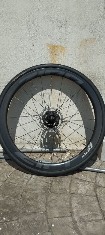 Tweedehands Zipp 303s 2024 bike — afbeelding 6 van 10