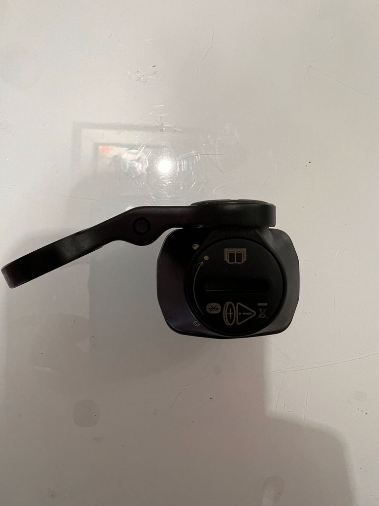 Used Sram Pod AXS Ultimate Controller bike — image 4 of 7