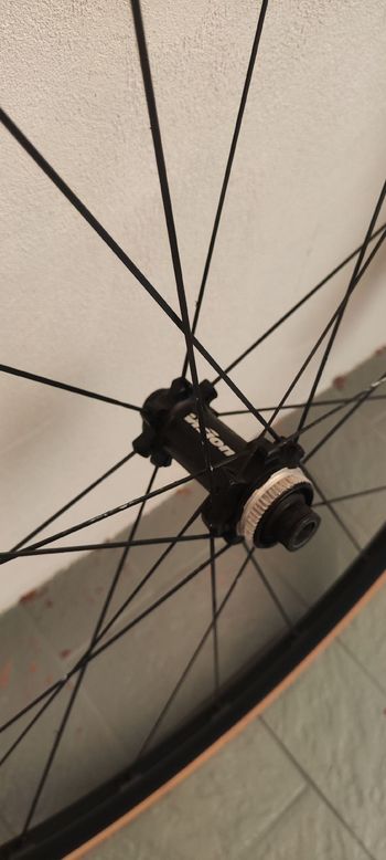 Tweedehands Vision Aluminum Wheels bike — afbeelding 4 van 4
