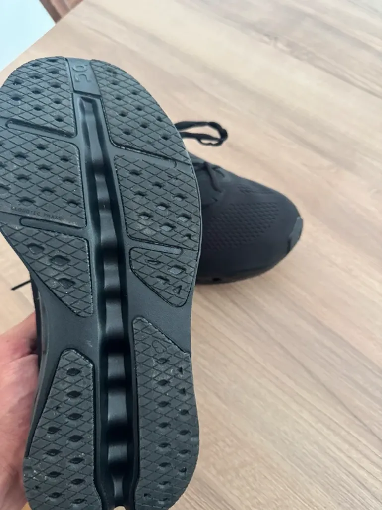 Used On Running Shoes bike — image 4 of 4