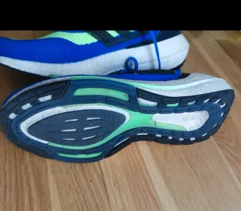 Tweedehands Adidas Ultra Boost 21 bike — afbeelding 5 van 7