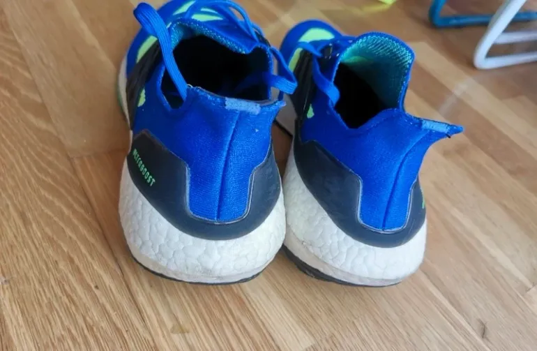 Tweedehands Adidas Ultra Boost 21 bike — afbeelding 7 van 7