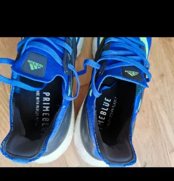 Tweedehands Adidas Ultra Boost 21 bike — afbeelding 2 van 7