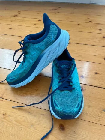 Used Hoka Clifton 8 bike — image 2 of 7