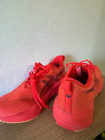 Asics Novablast 5 bike d'occasion — image 3 sur 8