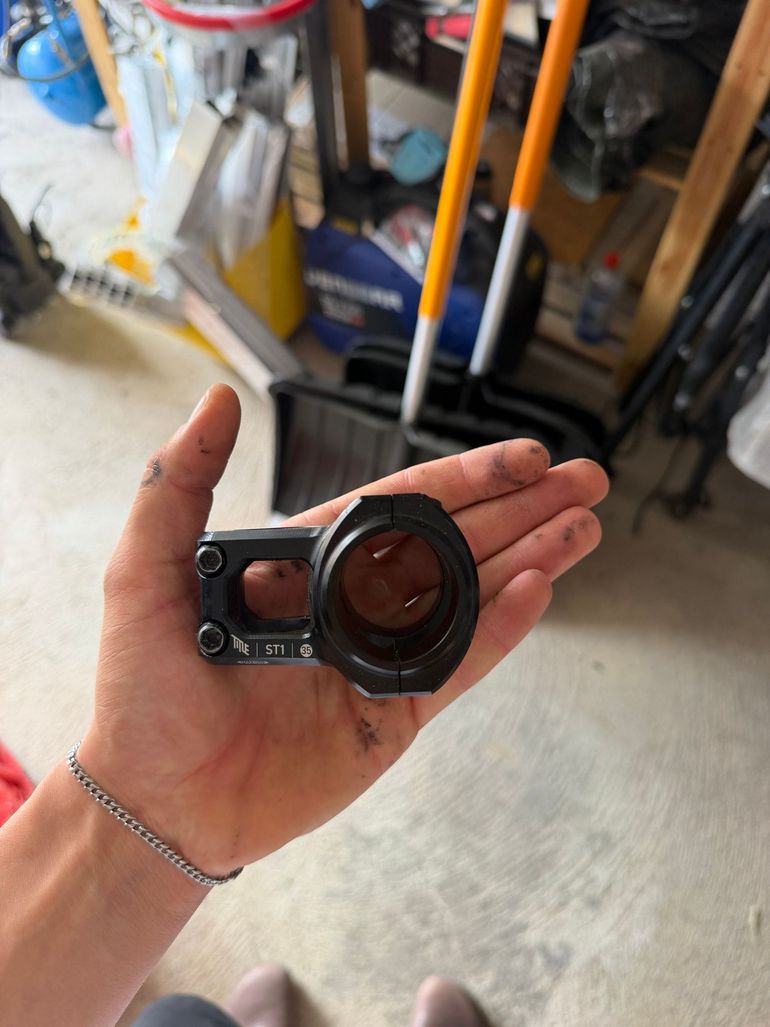 Used Title Boxing S1 2024 bike — image 4 of 4
