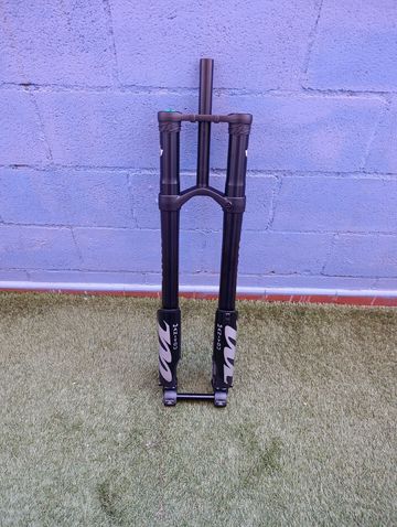 Tweedehands Manitou Dorado Comp Fork 2026 bike — afbeelding 27 van 57