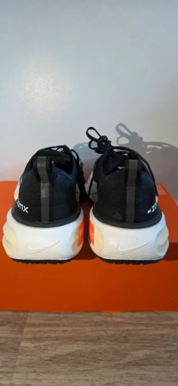 Nike Invincible 3 bike d'occasion — image 4 sur 8