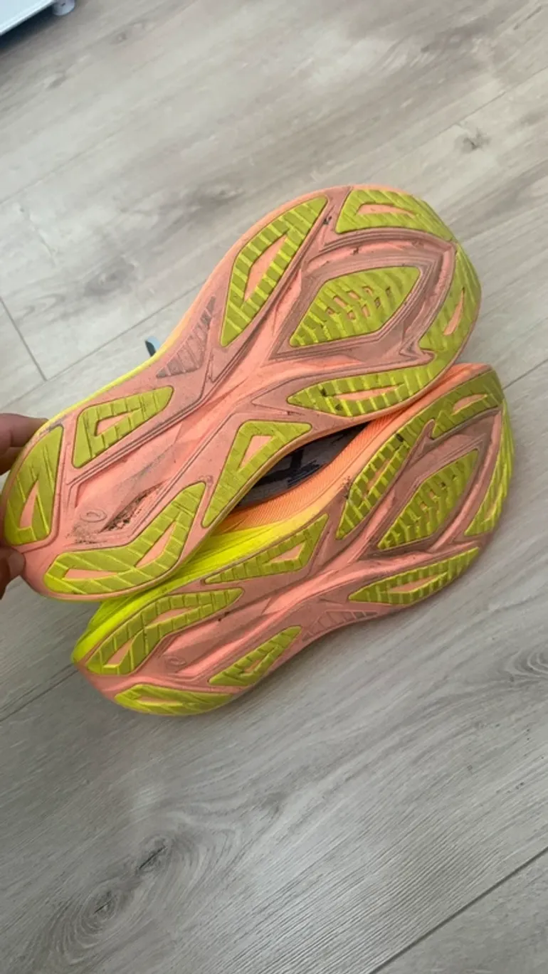 Asics Superblast 2 Paris bike de segunda mano — imagen 4 de 4