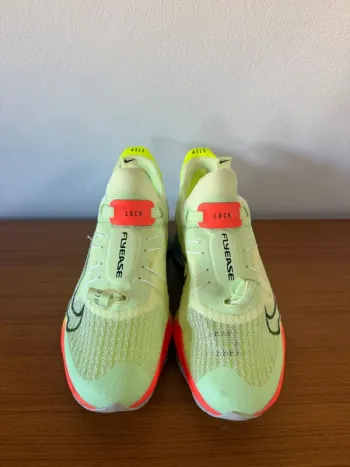 Używany Orange Air Zoom Tempo NEXT% FlyEase Running Shoes