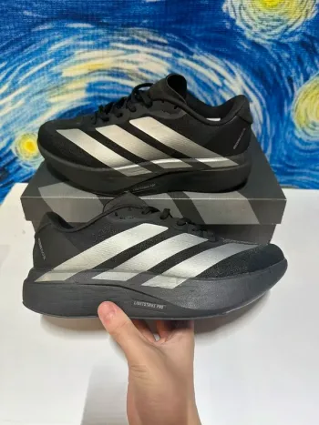 Käytetty Adidas Adizero EVO SL Running Shoes
