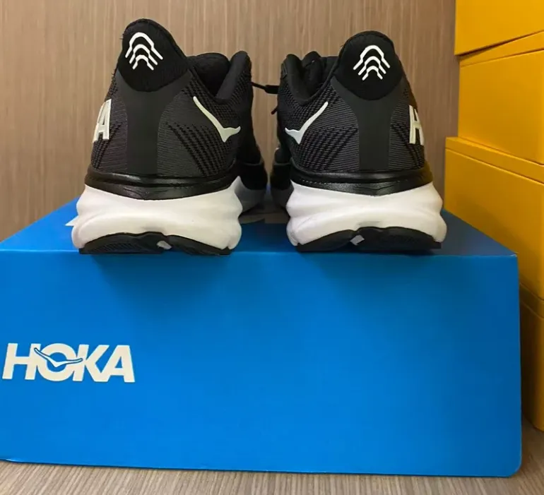 Tweedehands Hoka Baskets bike — afbeelding 2 van 5