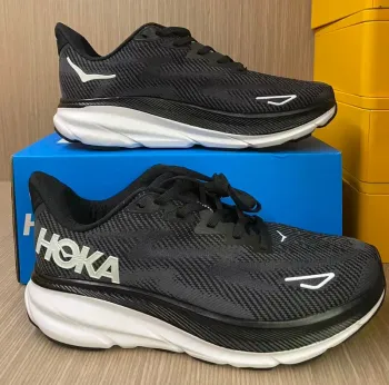 Used Hoka Baskets Running Shoes