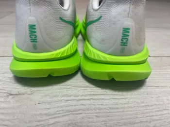 Used Hoka Running Shoes bike — image 4 of 7