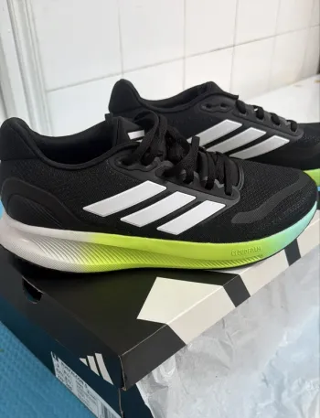 Used Adidas Runfalcon 5 Running Shoes