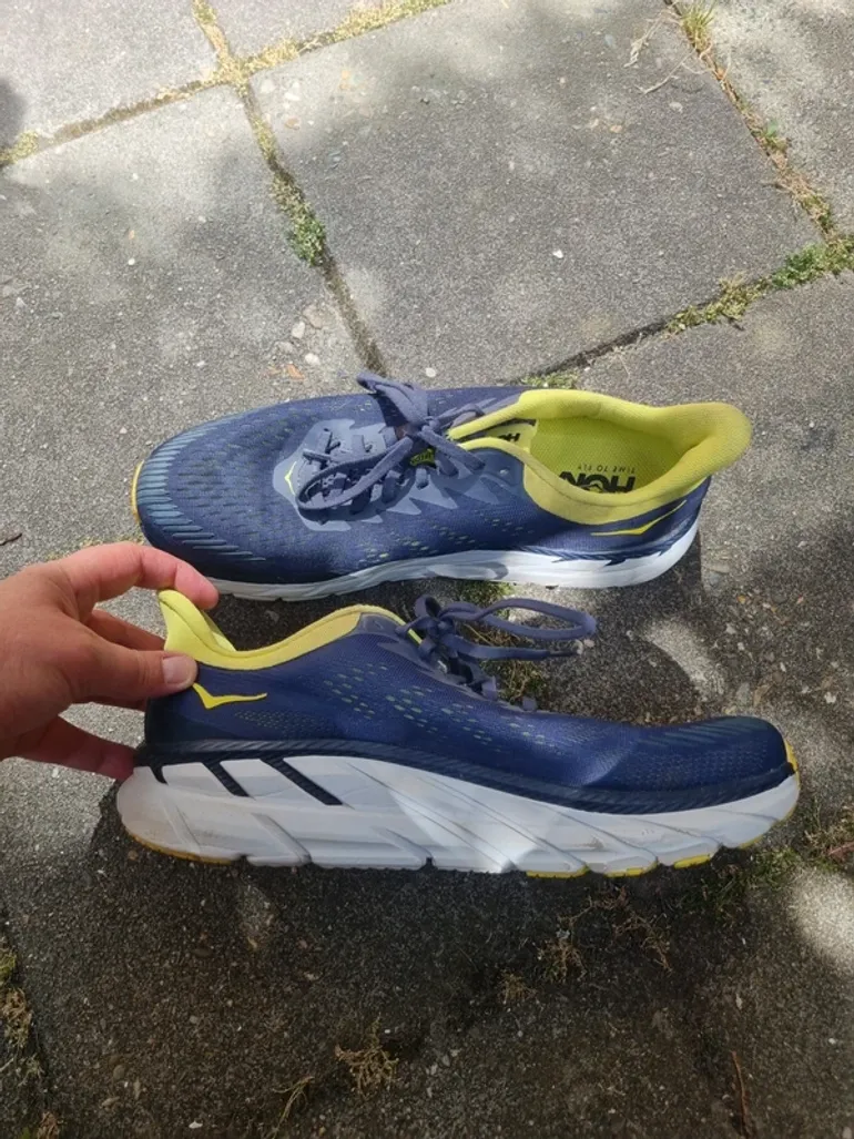 Used Hoka Sneakers bike — image 2 of 2