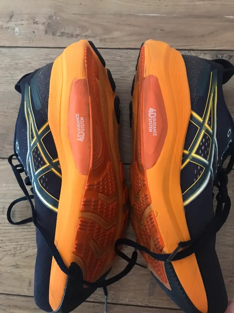 Käytetty Asics Gel Kayano 32 bike — kuva 4 / 4