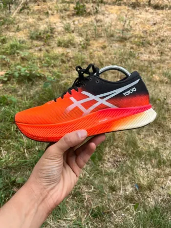 Używany Asics Metaspeed Edge Running Shoes