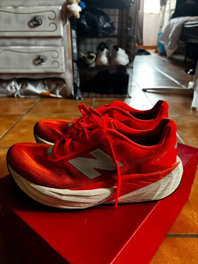 Used New Balance FuelCell Rebel bike — image 4 of 8