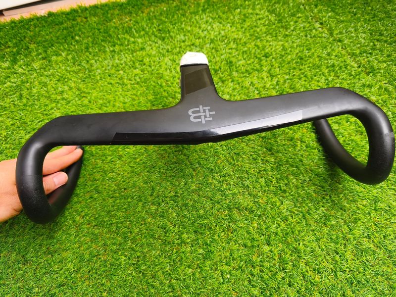 Used Black Inc Aero Handlebar Cockpit