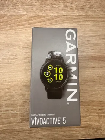 Used Garmin vívoactive 5 Electronics