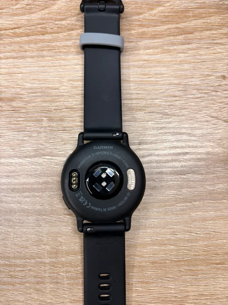 Used Garmin vívoactive 5 bike — image 5 of 6