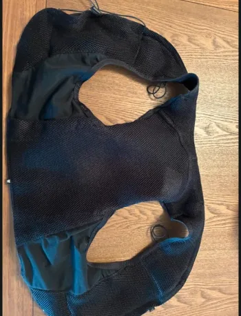 Used Salomon ADV Skin 5 Set bike — image 4 of 6