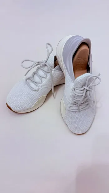 Used New Balance Fresh Foam bike — image 4 of 6