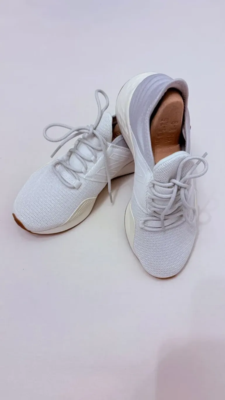 Used New Balance Fresh Foam bike — image 4 of 6