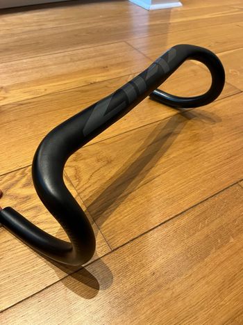 Używany Zipp Service Course SL-70 Handlebar 2024 Cockpit