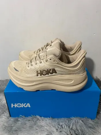 Used Hoka Baskets Running Shoes