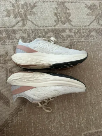 Used New Balance UTRN bike — image 3 of 6