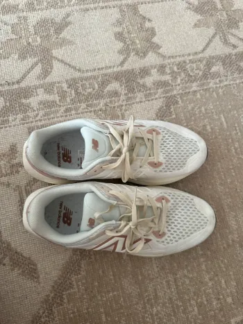 Used New Balance UTRN bike — image 2 of 6