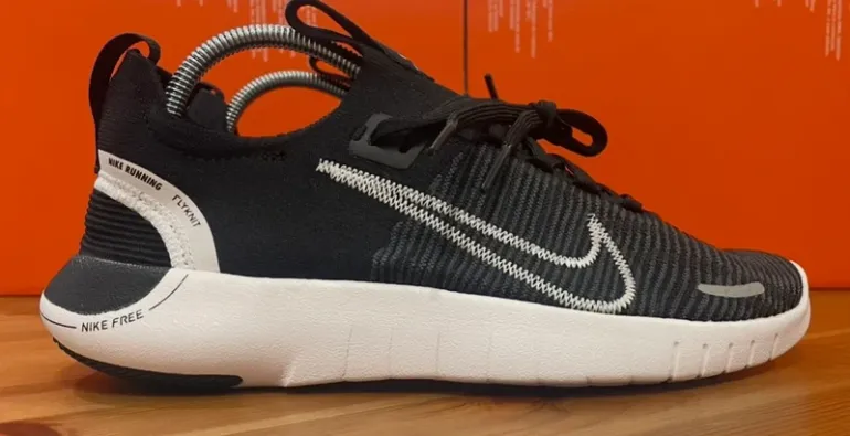 Used White Free Run Fly Knit Next Nature bike — image 3 of 7