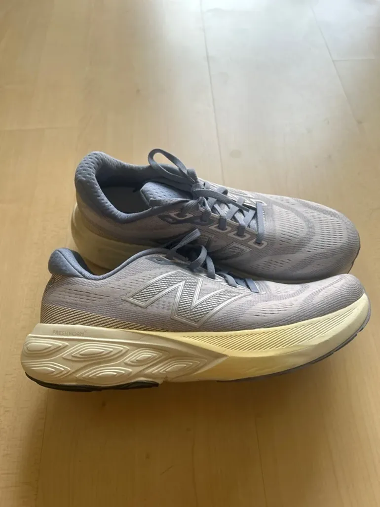 Used New Balance 880 bike — image 2 of 4