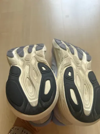 Used New Balance 880 bike — image 3 of 4
