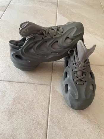 Used Adidas Scarpe bike — image 4 of 10